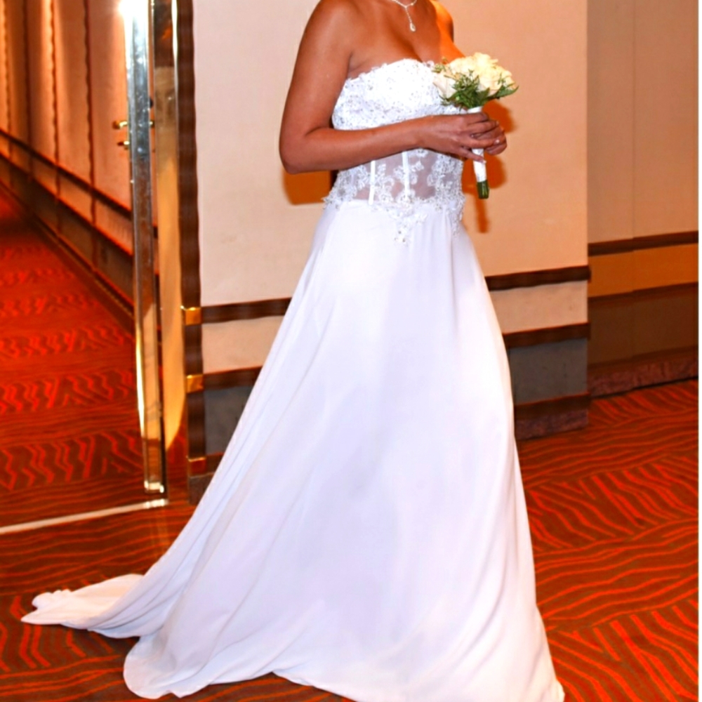 Romantic, sexy and glam, corset wedding dress